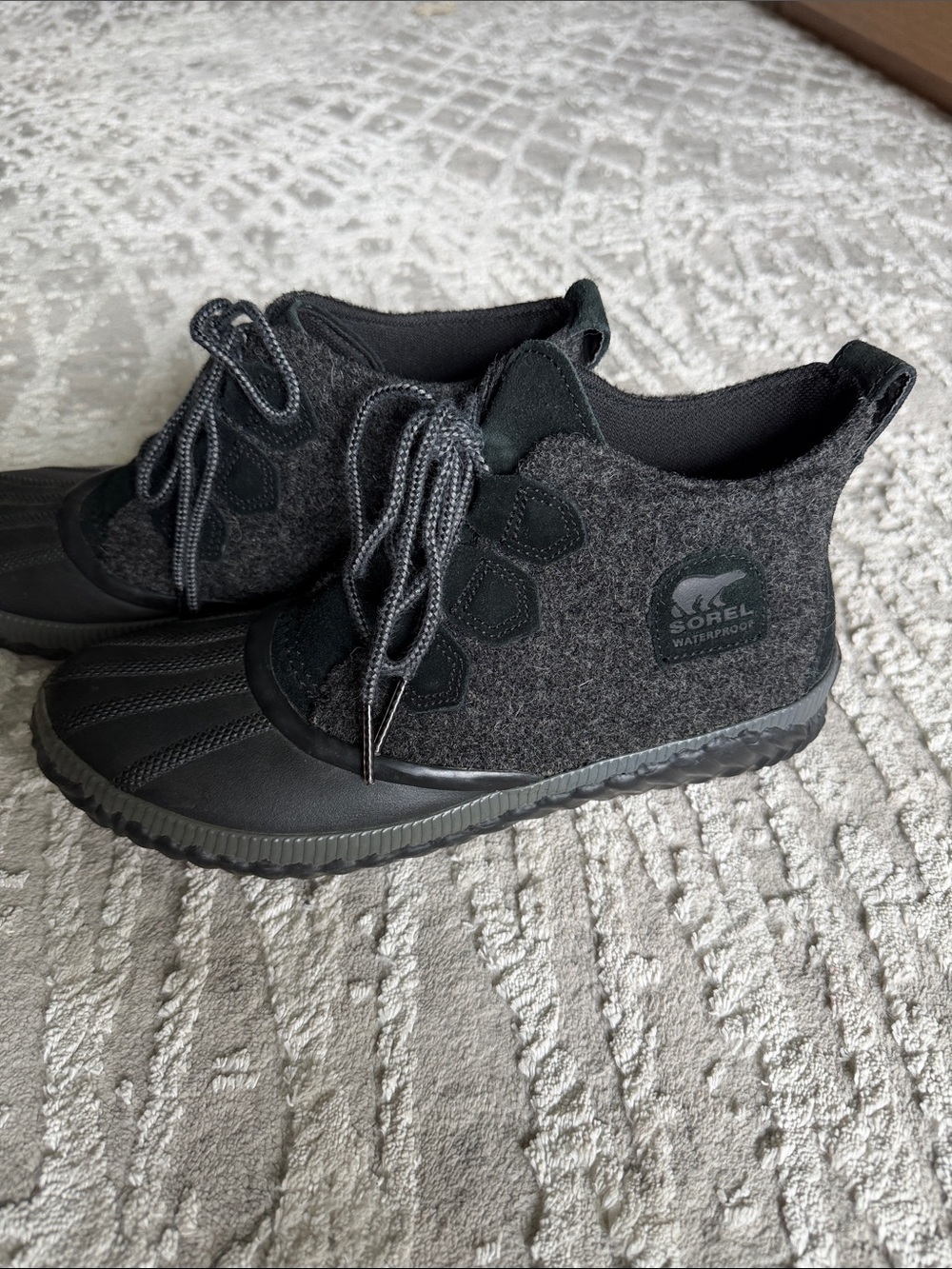 Sorel Black Gray Waterproof Lace-Up Ankle Booties